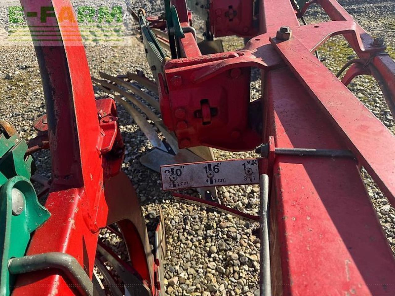 Kverneland 5f eg 100-300 - Plug: slika Kverneland 5f eg 100-300 - Plug Kverneland 5f eg 100-300 - Plug: slika Kverneland 5f eg 100-300 - Plug