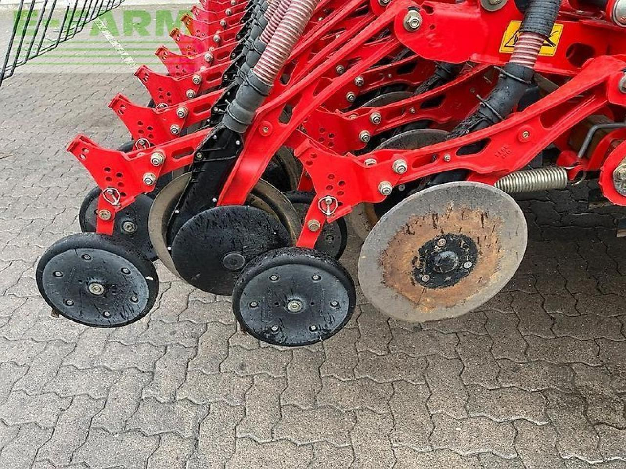 Kverneland e-drill maxi 3m drillkombination - Sijačica: slika Kverneland e-drill maxi 3m drillkombination - Sijačica Kverneland e-drill maxi 3m drillkombination - Sijačica: slika Kverneland e-drill maxi 3m drillkombination - Sijačica