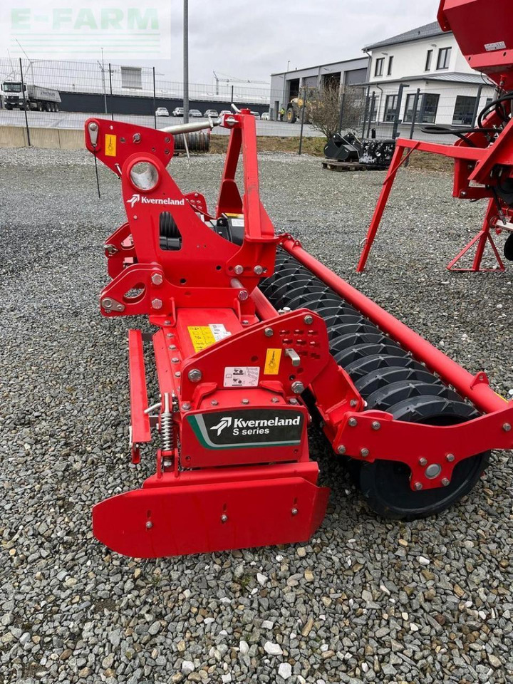 Kverneland kreiselegge s-serie mit actilinewalze - Tanjurača: slika Kverneland kreiselegge s-serie mit actilinewalze - Tanjurača Kverneland kreiselegge s-serie mit actilinewalze - Tanjurača: slika Kverneland kreiselegge s-serie mit actilinewalze - Tanjurača