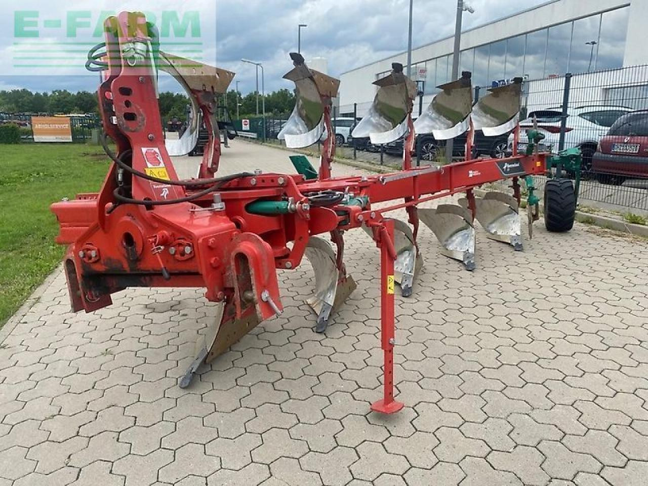 Kverneland ld 100-300 5-schar - Plug: slika Kverneland ld 100-300 5-schar - Plug Kverneland ld 100-300 5-schar - Plug: slika Kverneland ld 100-300 5-schar - Plug