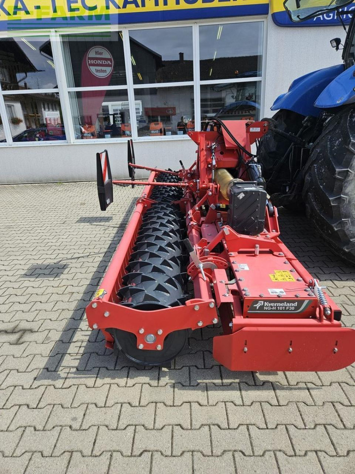 Kverneland ng h 501 f30 - Tanjurača: slika Kverneland ng h 501 f30 - Tanjurača Kverneland ng h 501 f30 - Tanjurača: slika Kverneland ng h 501 f30 - Tanjurača