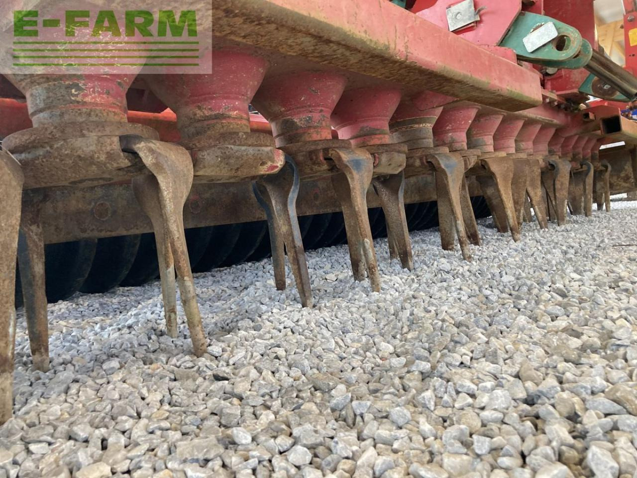 Kverneland ngs 101 mit kuhn venta lc 4000 - Kombajn i sijačica: slika Kverneland ngs 101 mit kuhn venta lc 4000 - Kombajn i sijačica Kverneland ngs 101 mit kuhn venta lc 4000 - Kombajn i sijačica: slika Kverneland ngs 101 mit kuhn venta lc 4000 - Kombajn i sijačica