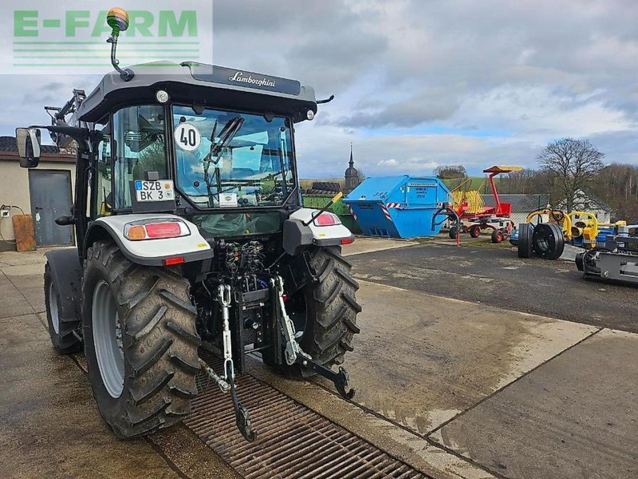 Lamborghini spire 100 trend - Traktor: slika Lamborghini spire 100 trend - Traktor Lamborghini spire 100 trend - Traktor: slika Lamborghini spire 100 trend - Traktor