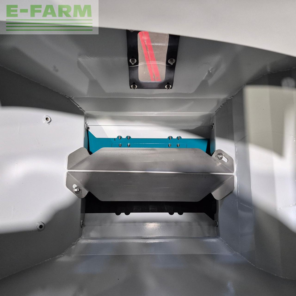 Lehner VENTO 8 - Kombajn i sijačica: slika Lehner VENTO 8 - Kombajn i sijačica Lehner VENTO 8 - Kombajn i sijačica: slika Lehner VENTO 8 - Kombajn i sijačica