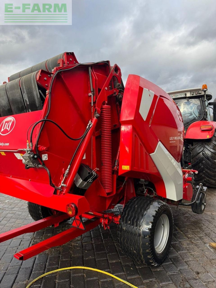Lely RP 445 - Kvadratna balirka: slika Lely RP 445 - Kvadratna balirka Lely RP 445 - Kvadratna balirka: slika Lely RP 445 - Kvadratna balirka