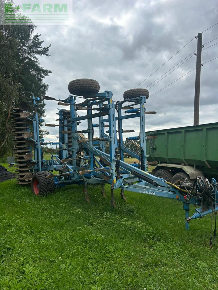 Lemken KARAT 9/700 - Kultivator: slika Lemken KARAT 9/700 - Kultivator Lemken KARAT 9/700 - Kultivator: slika Lemken KARAT 9/700 - Kultivator