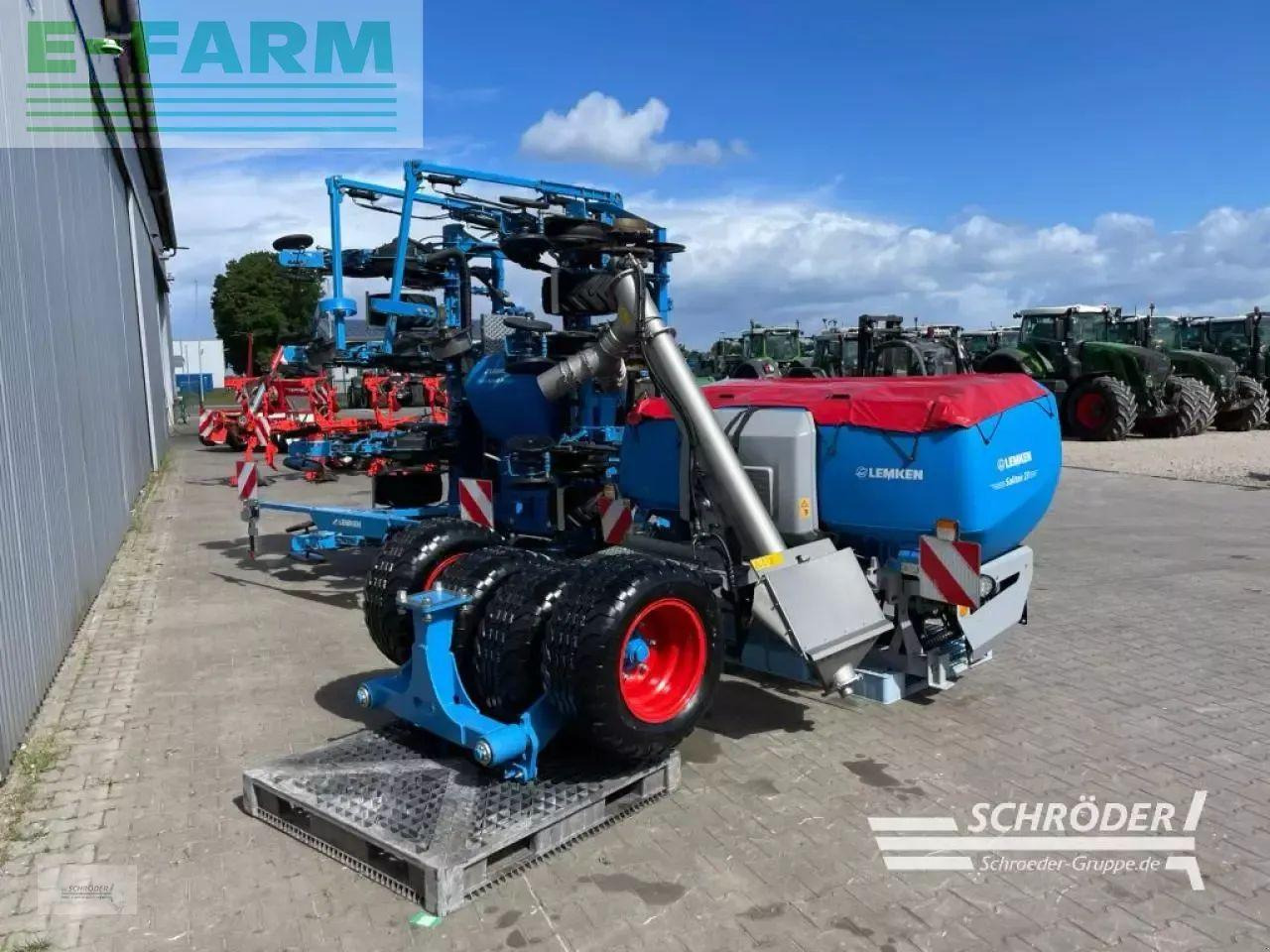 Lemken azurit 9/8.75 k d + solitair 23/1900 - Kombajn i sijačica: slika Lemken azurit 9/8.75 k d + solitair 23/1900 - Kombajn i sijačica Lemken azurit 9/8.75 k d + solitair 23/1900 - Kombajn i sijačica: slika Lemken azurit 9/8.75 k d + solitair 23/1900 - Kombajn i sijačica