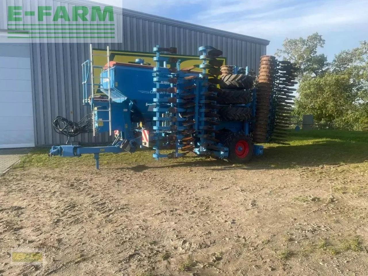 Lemken compact solitair - Kombajn i sijačica: slika Lemken compact solitair - Kombajn i sijačica Lemken compact solitair - Kombajn i sijačica: slika Lemken compact solitair - Kombajn i sijačica