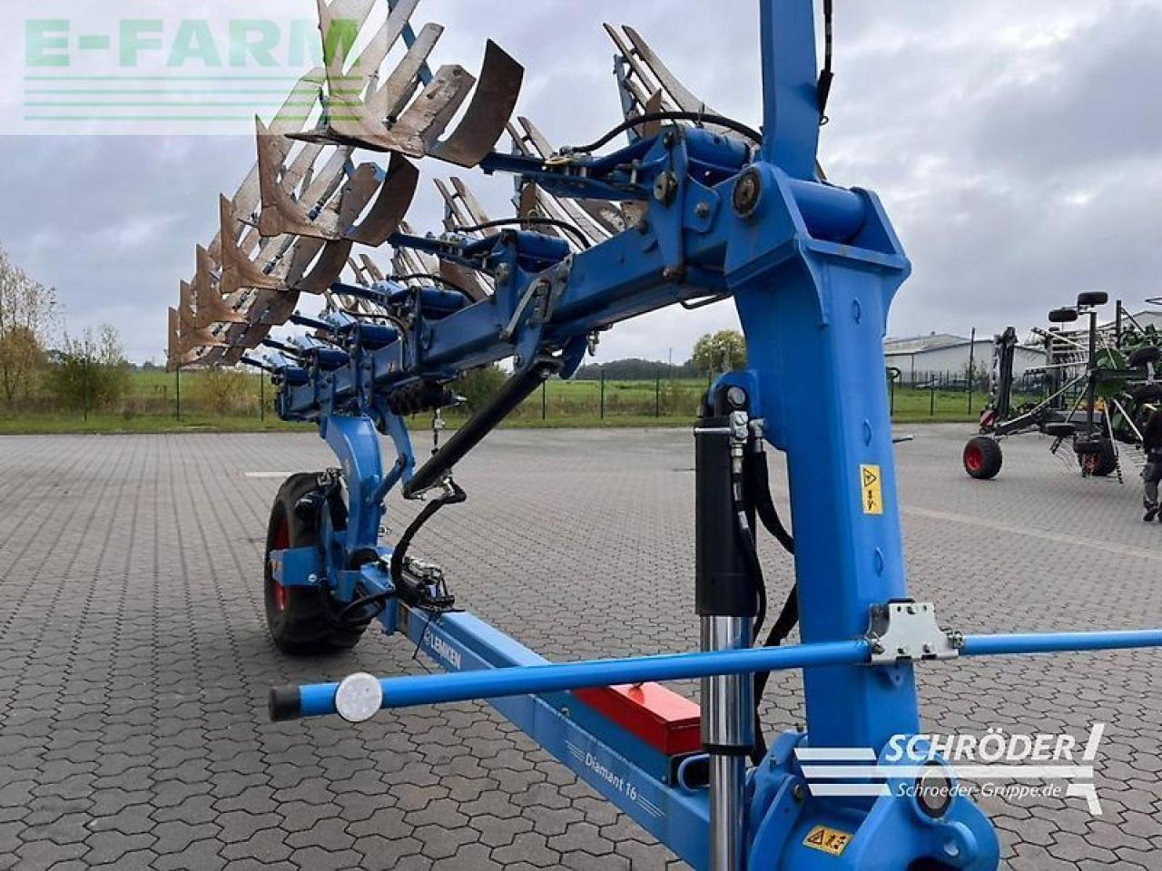 Lemken diamant 16 v u - vorführer - Plug: slika Lemken diamant 16 v u - vorführer - Plug Lemken diamant 16 v u - vorführer - Plug: slika Lemken diamant 16 v u - vorführer - Plug