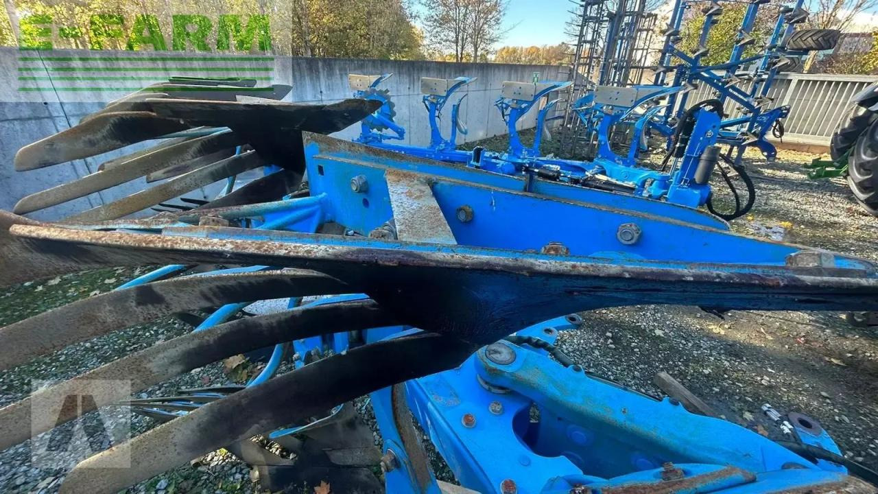 Lemken juwel 8 - Plug: slika Lemken juwel 8 - Plug Lemken juwel 8 - Plug: slika Lemken juwel 8 - Plug