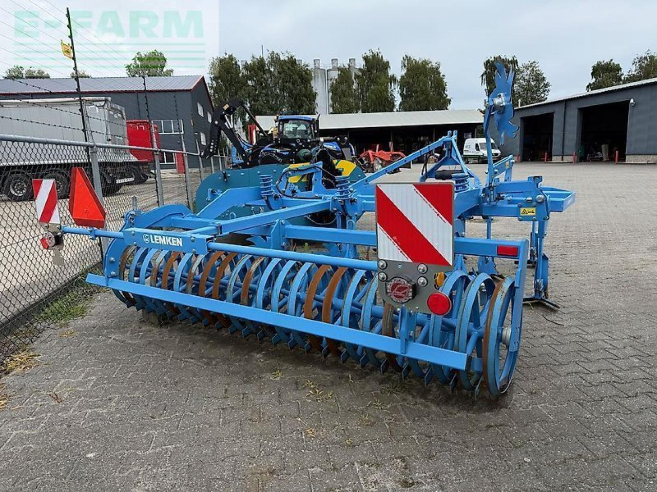 Lemken lemken-karat 10 msw 600 - Kultivator: slika Lemken lemken-karat 10 msw 600 - Kultivator Lemken lemken-karat 10 msw 600 - Kultivator: slika Lemken lemken-karat 10 msw 600 - Kultivator