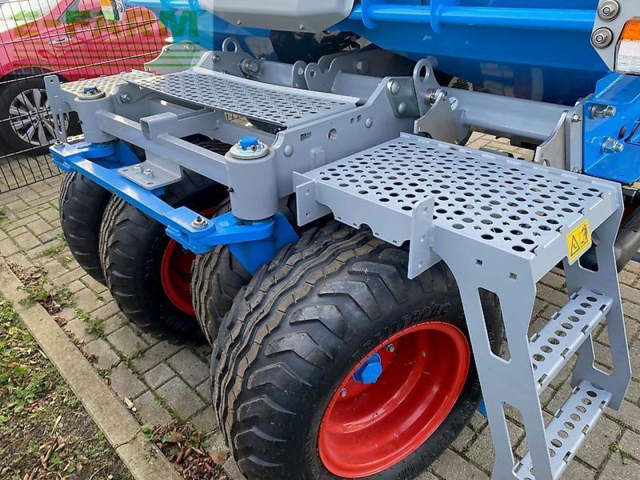 Lemken lemken-solitair fr1900 - Sijačica: slika Lemken lemken-solitair fr1900 - Sijačica Lemken lemken-solitair fr1900 - Sijačica: slika Lemken lemken-solitair fr1900 - Sijačica