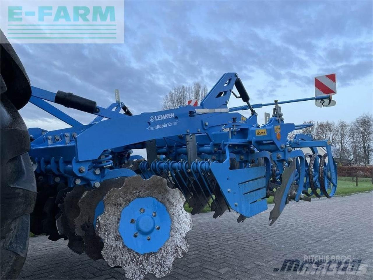 Lemken rubin 12 - Tanjurača: slika Lemken rubin 12 - Tanjurača Lemken rubin 12 - Tanjurača: slika Lemken rubin 12 - Tanjurača