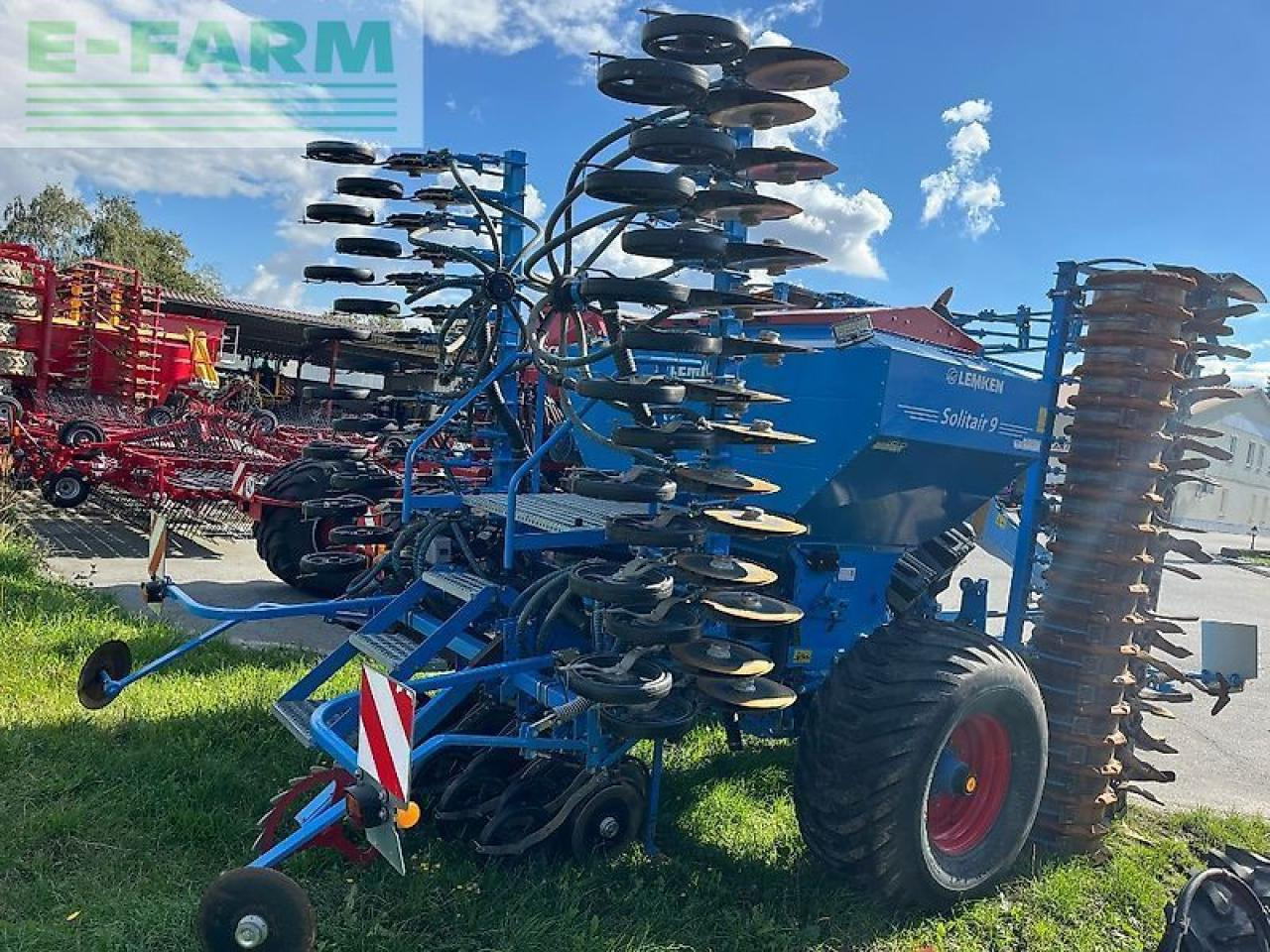 Lemken solitair 9/600 ka-ds + zirkon 10/600 - Sijačica: slika Lemken solitair 9/600 ka-ds + zirkon 10/600 - Sijačica Lemken solitair 9/600 ka-ds + zirkon 10/600 - Sijačica: slika Lemken solitair 9/600 ka-ds + zirkon 10/600 - Sijačica