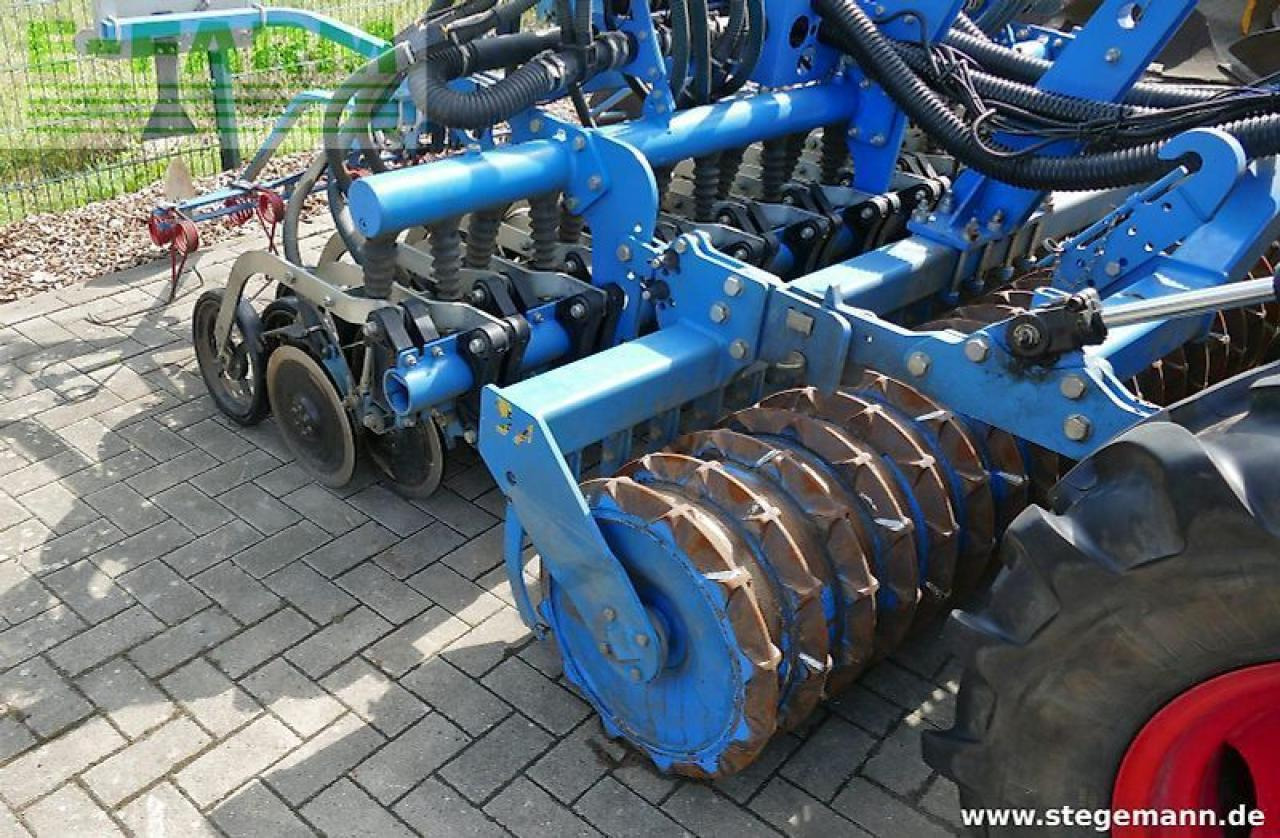 Lemken solitär 9/300 typ zirkon 10125 - Oprema za obradu tla: slika Lemken solitär 9/300 typ zirkon 10125 - Oprema za obradu tla Lemken solitär 9/300 typ zirkon 10125 - Oprema za obradu tla: slika Lemken solitär 9/300 typ zirkon 10125 - Oprema za obradu tla