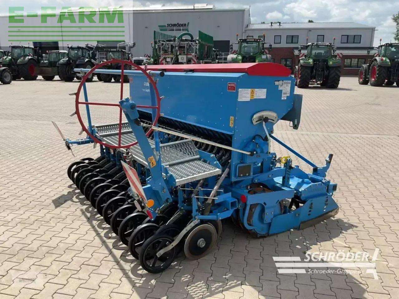 Lemken zirkon 8/300 + saphir 7/300-ds 125 - Kombajn i sijačica: slika Lemken zirkon 8/300 + saphir 7/300-ds 125 - Kombajn i sijačica Lemken zirkon 8/300 + saphir 7/300-ds 125 - Kombajn i sijačica: slika Lemken zirkon 8/300 + saphir 7/300-ds 125 - Kombajn i sijačica
