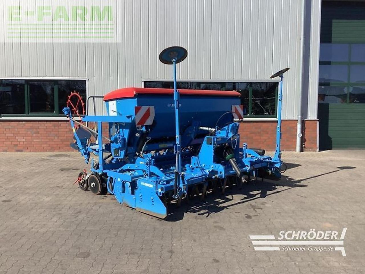 Lemken zirkon 8/300 + saphir 9/300 - Sijačica: slika Lemken zirkon 8/300 + saphir 9/300 - Sijačica Lemken zirkon 8/300 + saphir 9/300 - Sijačica: slika Lemken zirkon 8/300 + saphir 9/300 - Sijačica