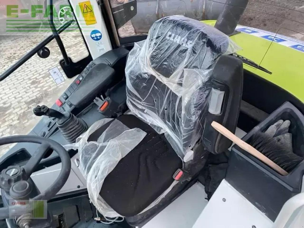 Liebherr l506 - Mini bager: slika Liebherr l506 - Mini bager Liebherr l506 - Mini bager: slika Liebherr l506 - Mini bager