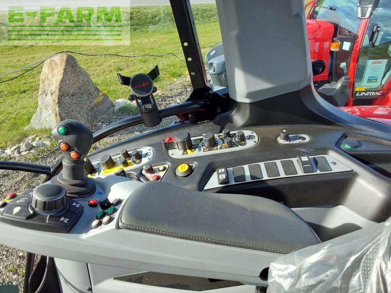 Lindner lintrac 130 (stufe 5) - Traktor: slika Lindner lintrac 130 (stufe 5) - Traktor Lindner lintrac 130 (stufe 5) - Traktor: slika Lindner lintrac 130 (stufe 5) - Traktor