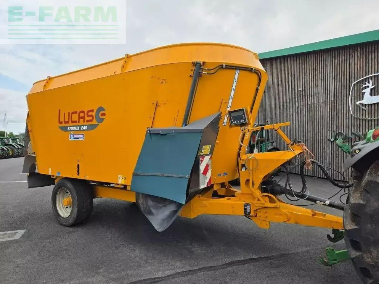 Lucas spirmix 240 - Oprema za stoku: slika Lucas spirmix 240 - Oprema za stoku Lucas spirmix 240 - Oprema za stoku: slika Lucas spirmix 240 - Oprema za stoku