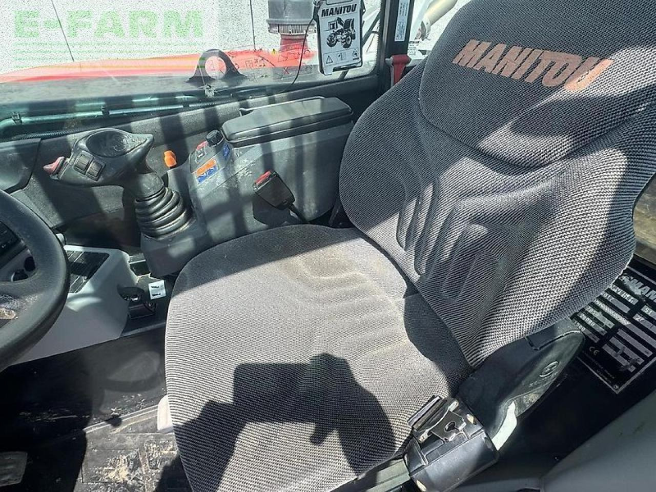 Manitou 741 - Teleskopski rukovatelj: slika Manitou 741 - Teleskopski rukovatelj Manitou 741 - Teleskopski rukovatelj: slika Manitou 741 - Teleskopski rukovatelj