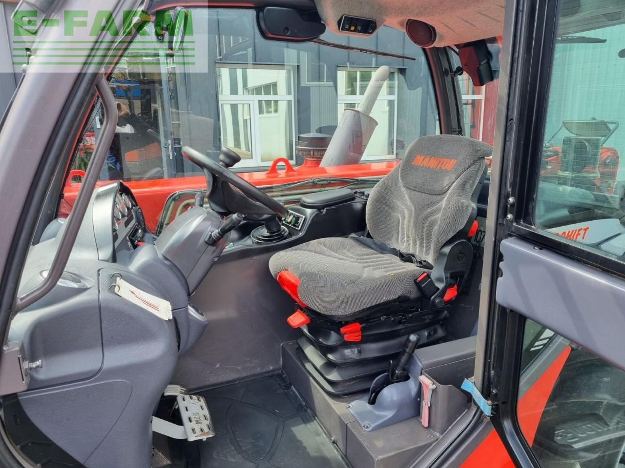 Teleskopski rukovatelj Manitou MLT 735: slika Teleskopski rukovatelj Manitou MLT 735 Teleskopski rukovatelj Manitou MLT 735: slika Teleskopski rukovatelj Manitou MLT 735