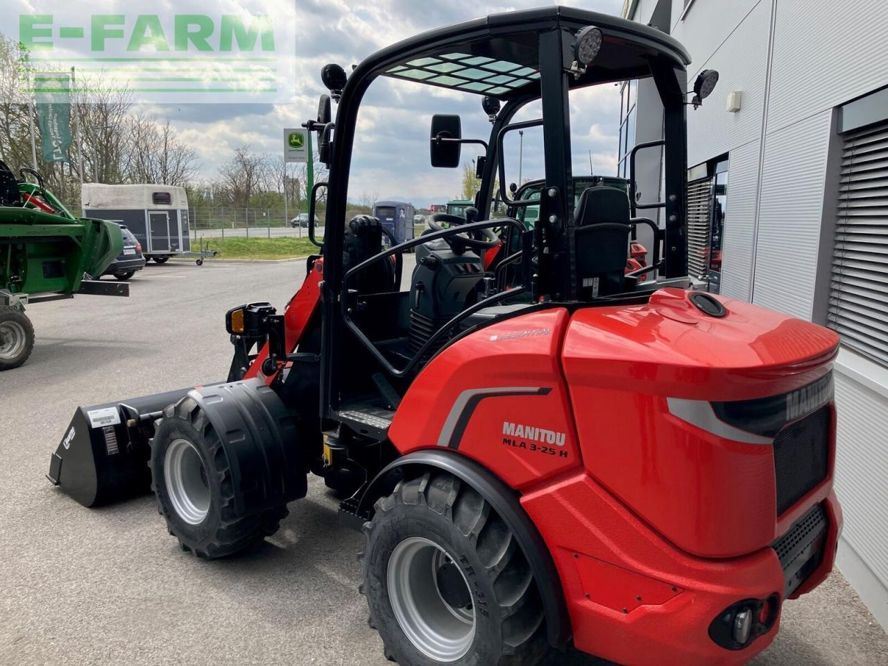 Manitou manitou mla 3-25 - Mini bager: slika Manitou manitou mla 3-25 - Mini bager Manitou manitou mla 3-25 - Mini bager: slika Manitou manitou mla 3-25 - Mini bager