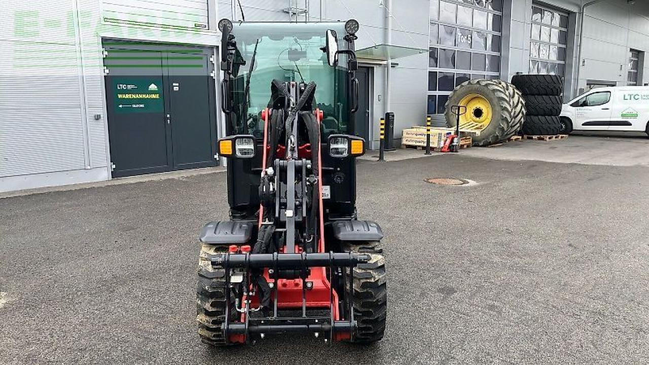 Manitou mla 2-25 h - Zglobni utovarivač: slika Manitou mla 2-25 h - Zglobni utovarivač Manitou mla 2-25 h - Zglobni utovarivač: slika Manitou mla 2-25 h - Zglobni utovarivač