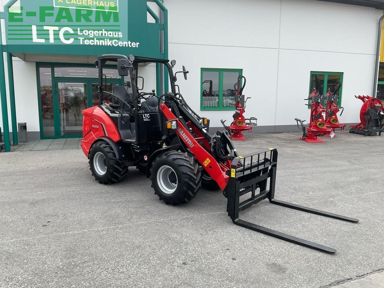 Manitou mla 3-25 h - Zglobni utovarivač: slika Manitou mla 3-25 h - Zglobni utovarivač Manitou mla 3-25 h - Zglobni utovarivač: slika Manitou mla 3-25 h - Zglobni utovarivač