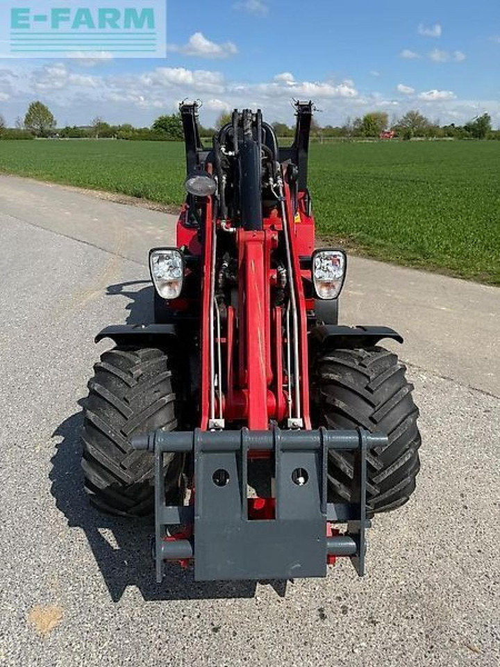 Manitou mla-3 35h - Mini bager: slika Manitou mla-3 35h - Mini bager Manitou mla-3 35h - Mini bager: slika Manitou mla-3 35h - Mini bager