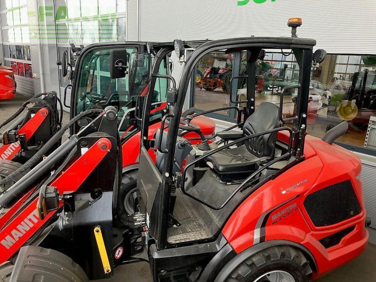 Manitou mla 5-50 - Mini bager: slika Manitou mla 5-50 - Mini bager Manitou mla 5-50 - Mini bager: slika Manitou mla 5-50 - Mini bager