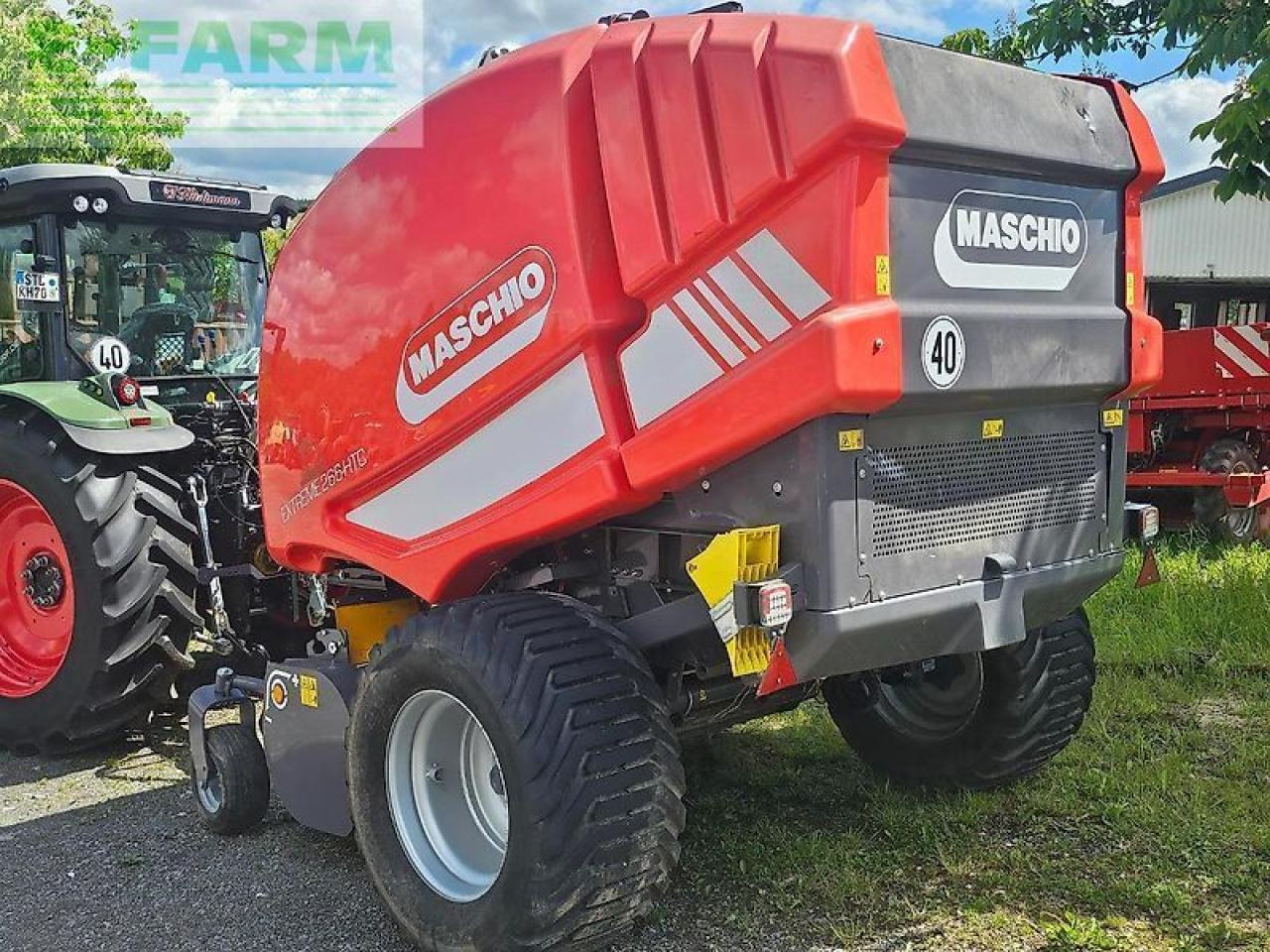 Maschio extreme 266 htc - Kvadratna balirka: slika Maschio extreme 266 htc - Kvadratna balirka Maschio extreme 266 htc - Kvadratna balirka: slika Maschio extreme 266 htc - Kvadratna balirka