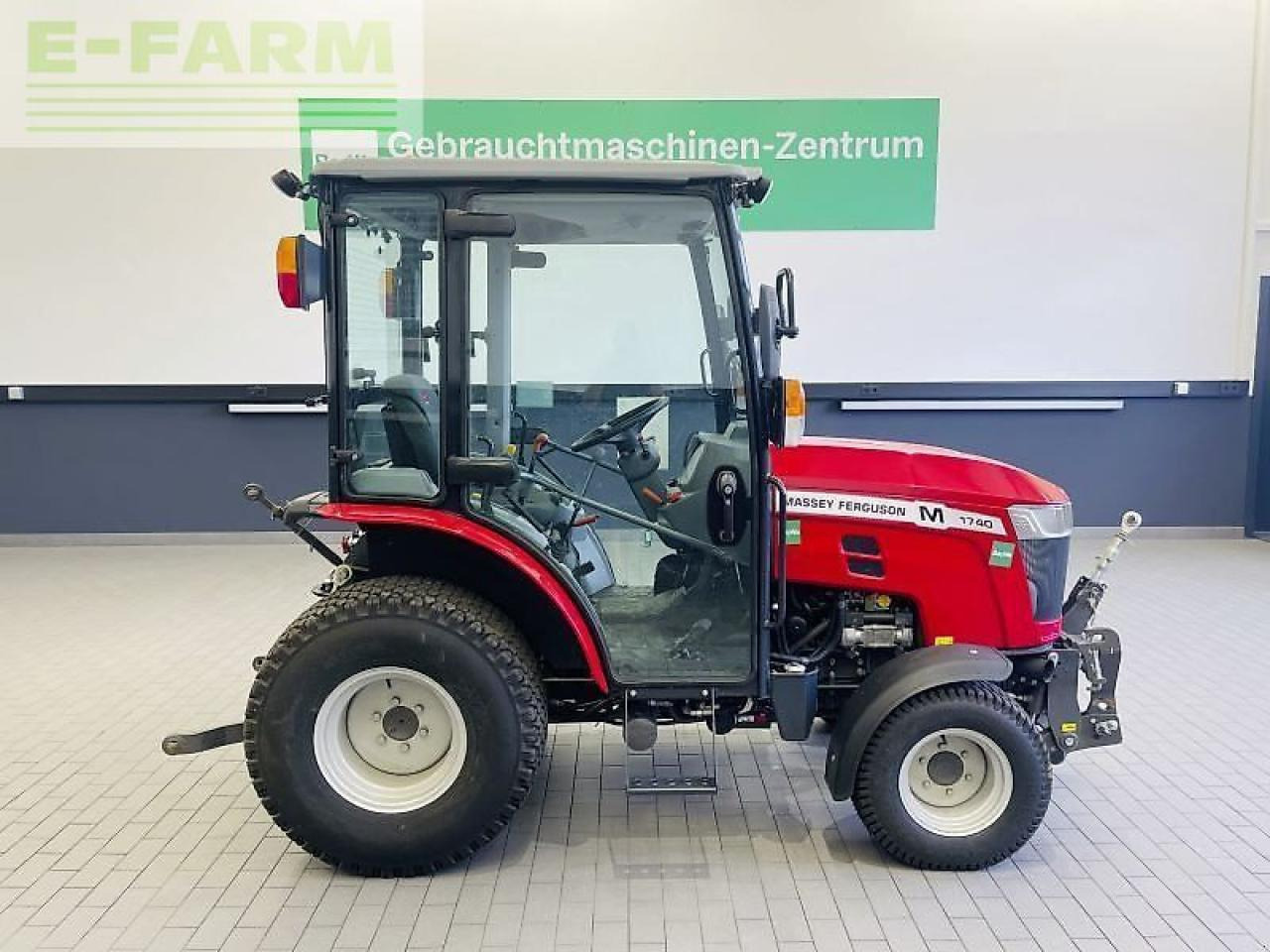 Massey Ferguson 1740m hc inkl. schild/streuer - Traktor: slika Massey Ferguson 1740m hc inkl. schild/streuer - Traktor Massey Ferguson 1740m hc inkl. schild/streuer - Traktor: slika Massey Ferguson 1740m hc inkl. schild/streuer - Traktor