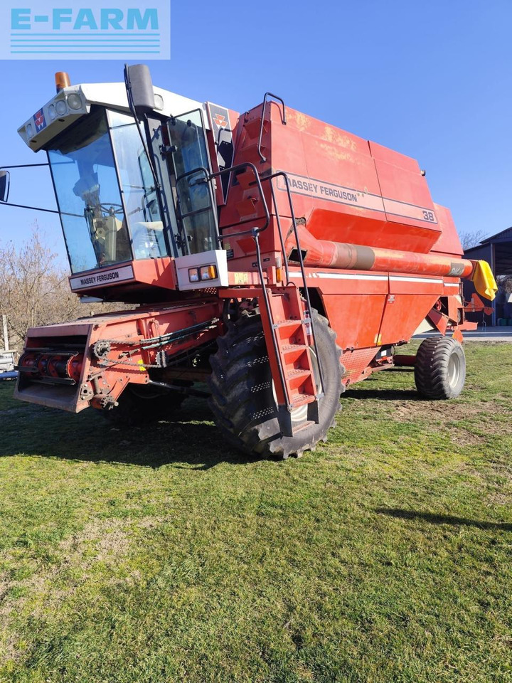 Massey Ferguson 38 - Kombajn za žetvu: slika Massey Ferguson 38 - Kombajn za žetvu Massey Ferguson 38 - Kombajn za žetvu: slika Massey Ferguson 38 - Kombajn za žetvu