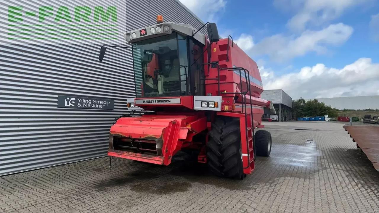 Massey Ferguson 40 - Kombajn za žetvu: slika Massey Ferguson 40 - Kombajn za žetvu Massey Ferguson 40 - Kombajn za žetvu: slika Massey Ferguson 40 - Kombajn za žetvu