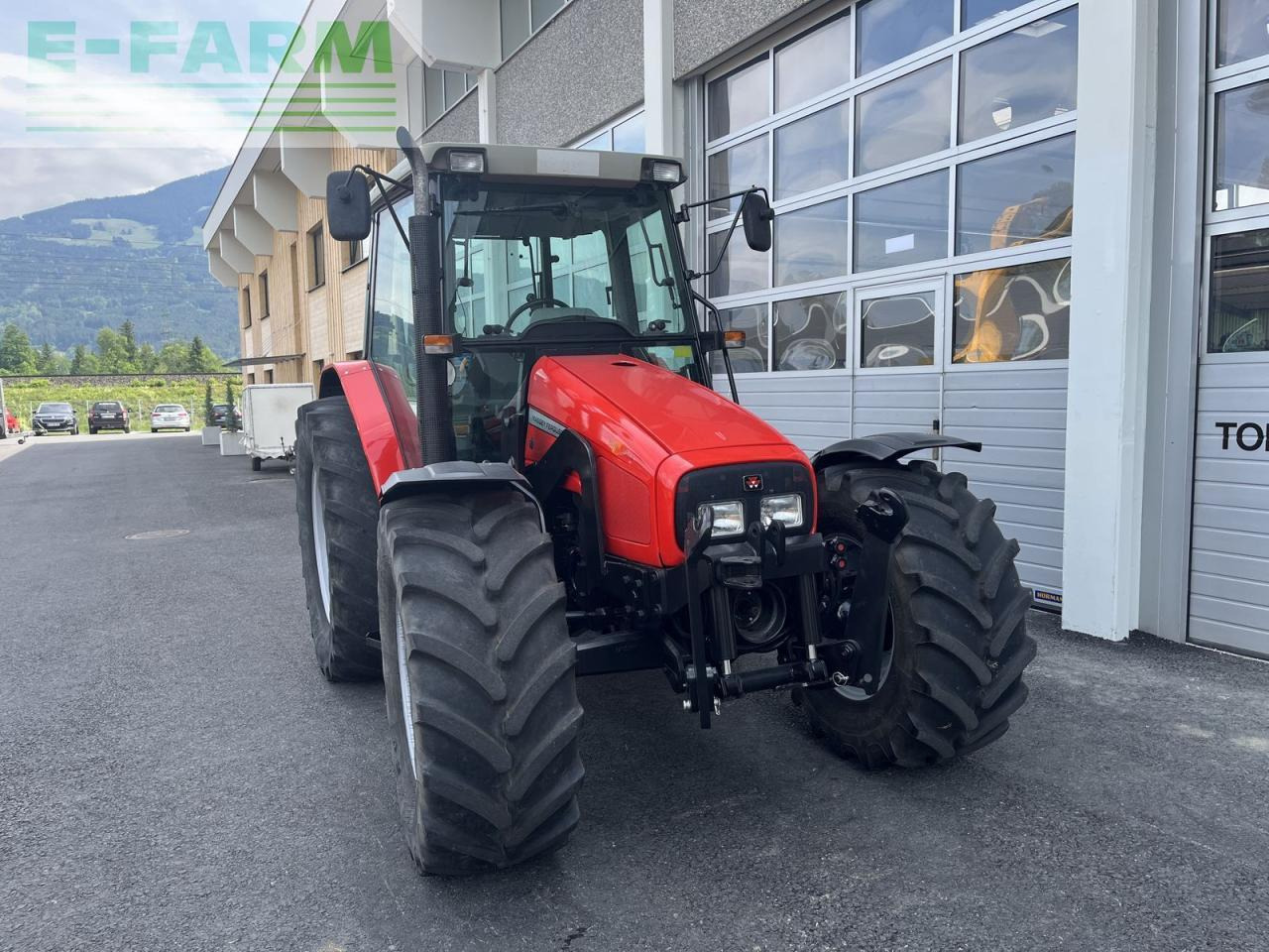 Massey Ferguson 4335-4 lp/hv/kl - Traktor: slika Massey Ferguson 4335-4 lp/hv/kl - Traktor Massey Ferguson 4335-4 lp/hv/kl - Traktor: slika Massey Ferguson 4335-4 lp/hv/kl - Traktor