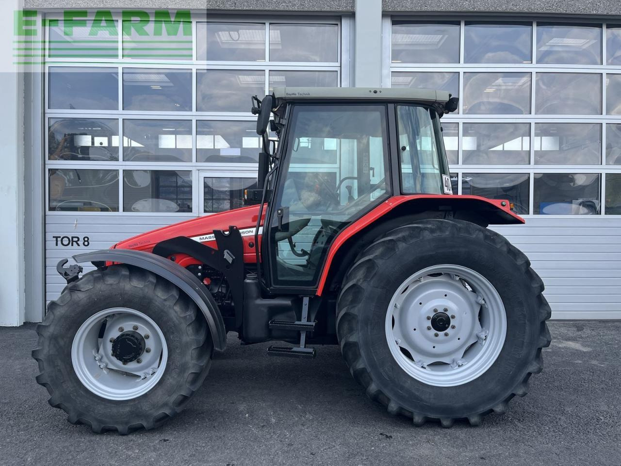 Massey Ferguson 4335-4 lp/hv/kl - Traktor: slika Massey Ferguson 4335-4 lp/hv/kl - Traktor Massey Ferguson 4335-4 lp/hv/kl - Traktor: slika Massey Ferguson 4335-4 lp/hv/kl - Traktor