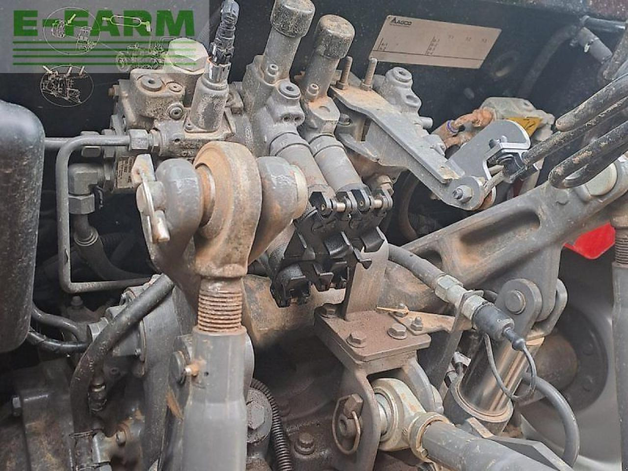 Massey Ferguson 4708 - Traktor: slika Massey Ferguson 4708 - Traktor Massey Ferguson 4708 - Traktor: slika Massey Ferguson 4708 - Traktor