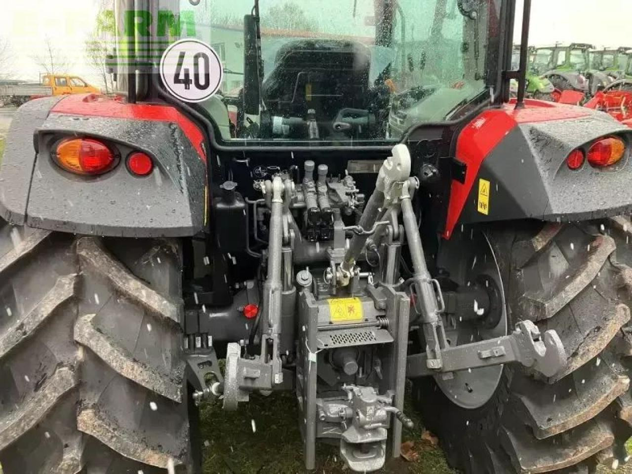 Massey Ferguson 4709 m dyna-2 essential - Traktor: slika Massey Ferguson 4709 m dyna-2 essential - Traktor Massey Ferguson 4709 m dyna-2 essential - Traktor: slika Massey Ferguson 4709 m dyna-2 essential - Traktor