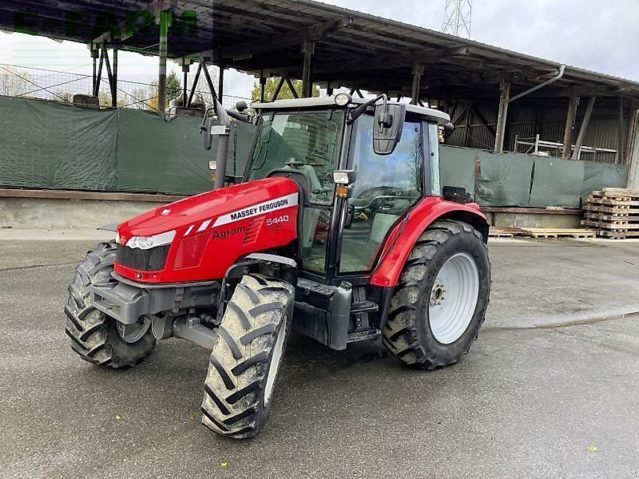 Massey Ferguson 5440 dyna 4 - Traktor: slika Massey Ferguson 5440 dyna 4 - Traktor Massey Ferguson 5440 dyna 4 - Traktor: slika Massey Ferguson 5440 dyna 4 - Traktor