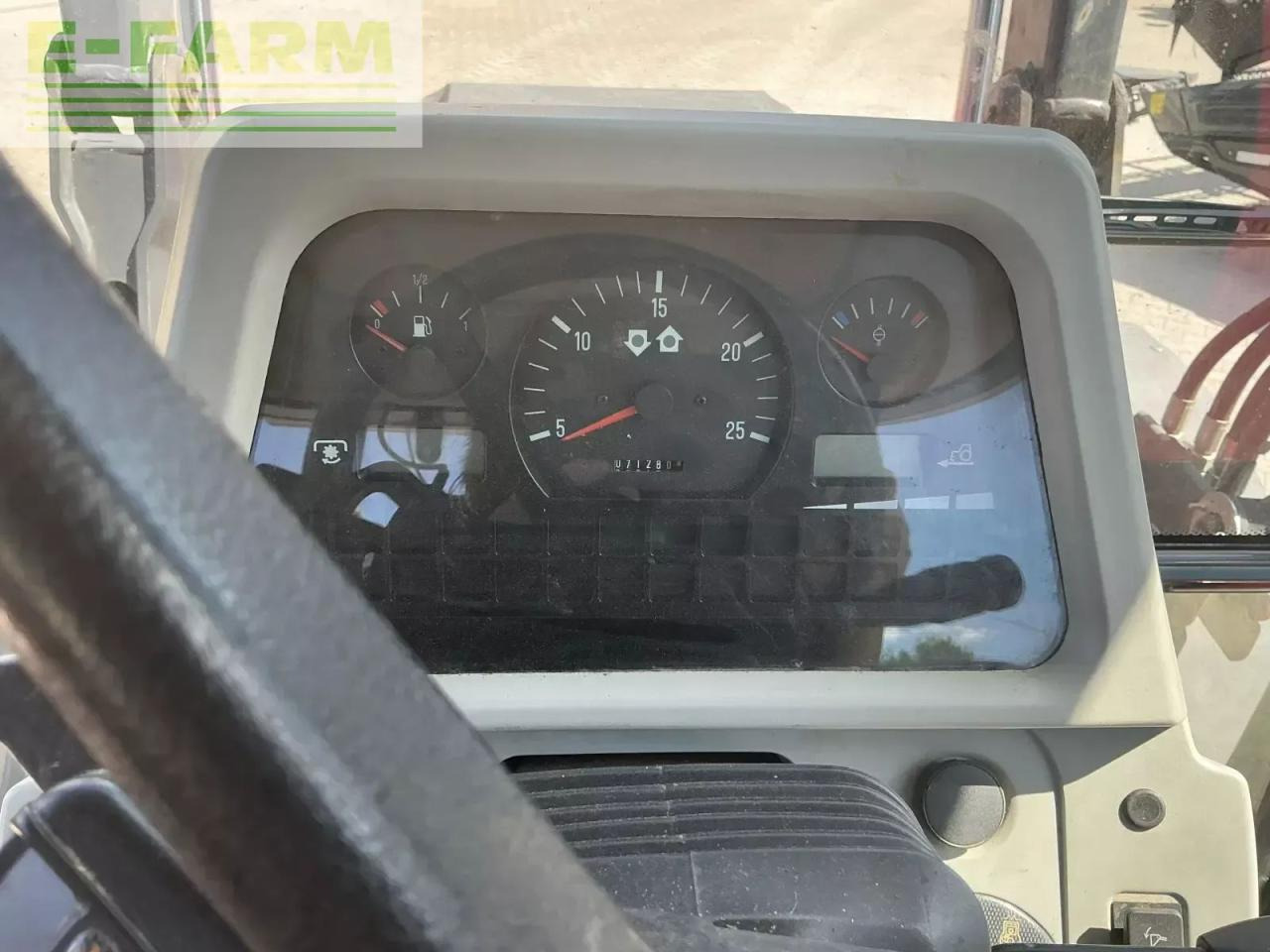 Massey Ferguson 5470dyna4 - Traktor: slika Massey Ferguson 5470dyna4 - Traktor Massey Ferguson 5470dyna4 - Traktor: slika Massey Ferguson 5470dyna4 - Traktor