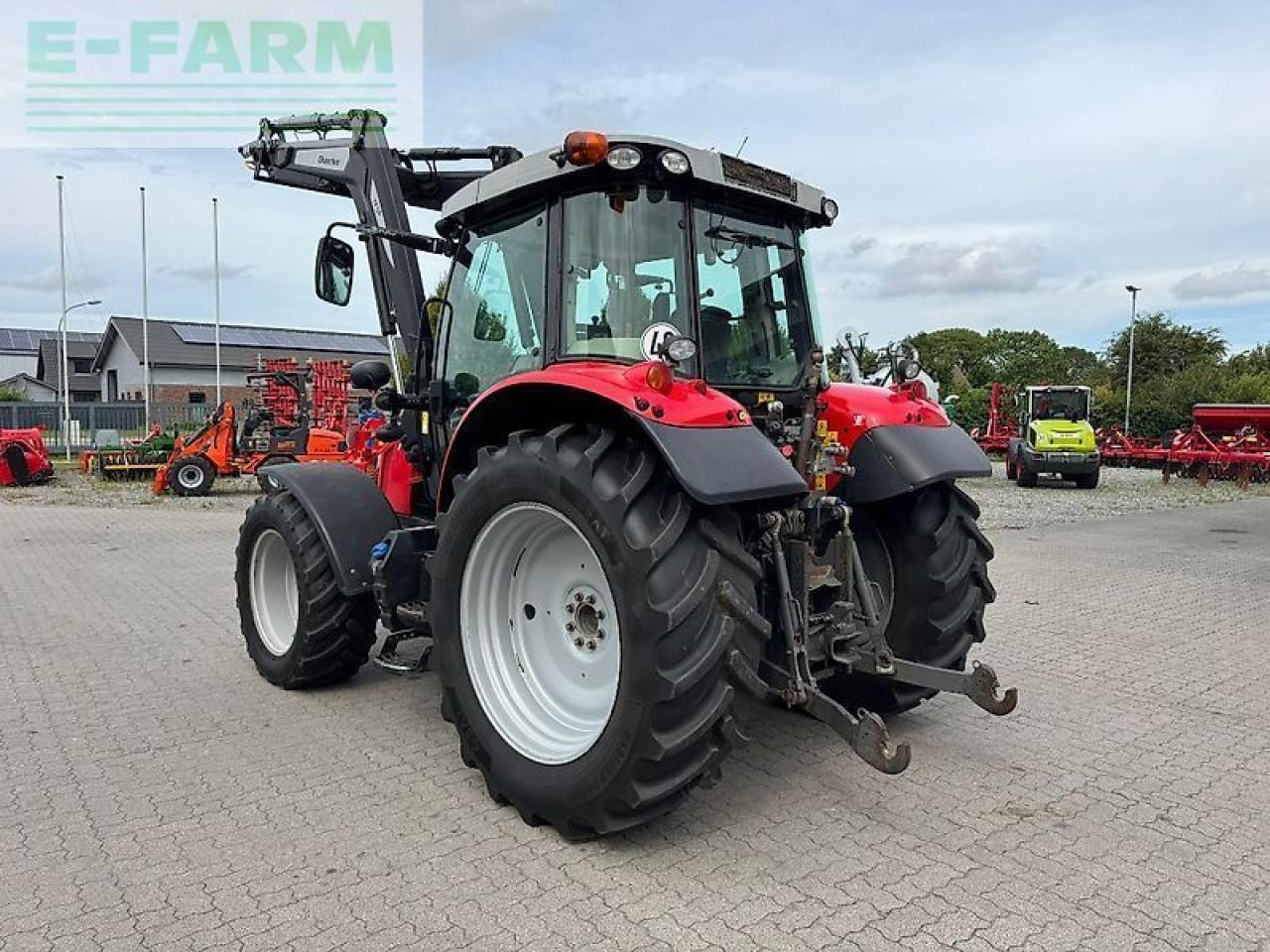 Massey Ferguson 5613 dyna-6 - Traktor: slika Massey Ferguson 5613 dyna-6 - Traktor Massey Ferguson 5613 dyna-6 - Traktor: slika Massey Ferguson 5613 dyna-6 - Traktor