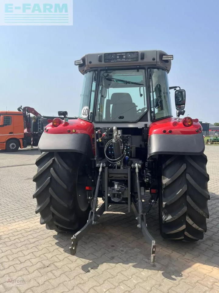 Massey Ferguson 5s.145 - Traktor: slika Massey Ferguson 5s.145 - Traktor Massey Ferguson 5s.145 - Traktor: slika Massey Ferguson 5s.145 - Traktor