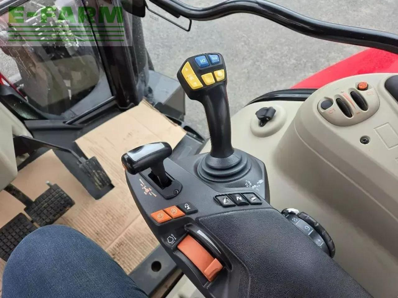 Massey Ferguson 6715 s dyna-6 efficient Efficient - Traktor: slika Massey Ferguson 6715 s dyna-6 efficient Efficient - Traktor Massey Ferguson 6715 s dyna-6 efficient Efficient - Traktor: slika Massey Ferguson 6715 s dyna-6 efficient Efficient - Traktor