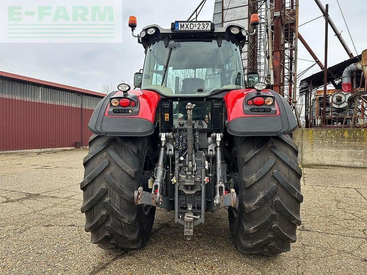 Massey Ferguson 8660 - Traktor: slika Massey Ferguson 8660 - Traktor Massey Ferguson 8660 - Traktor: slika Massey Ferguson 8660 - Traktor