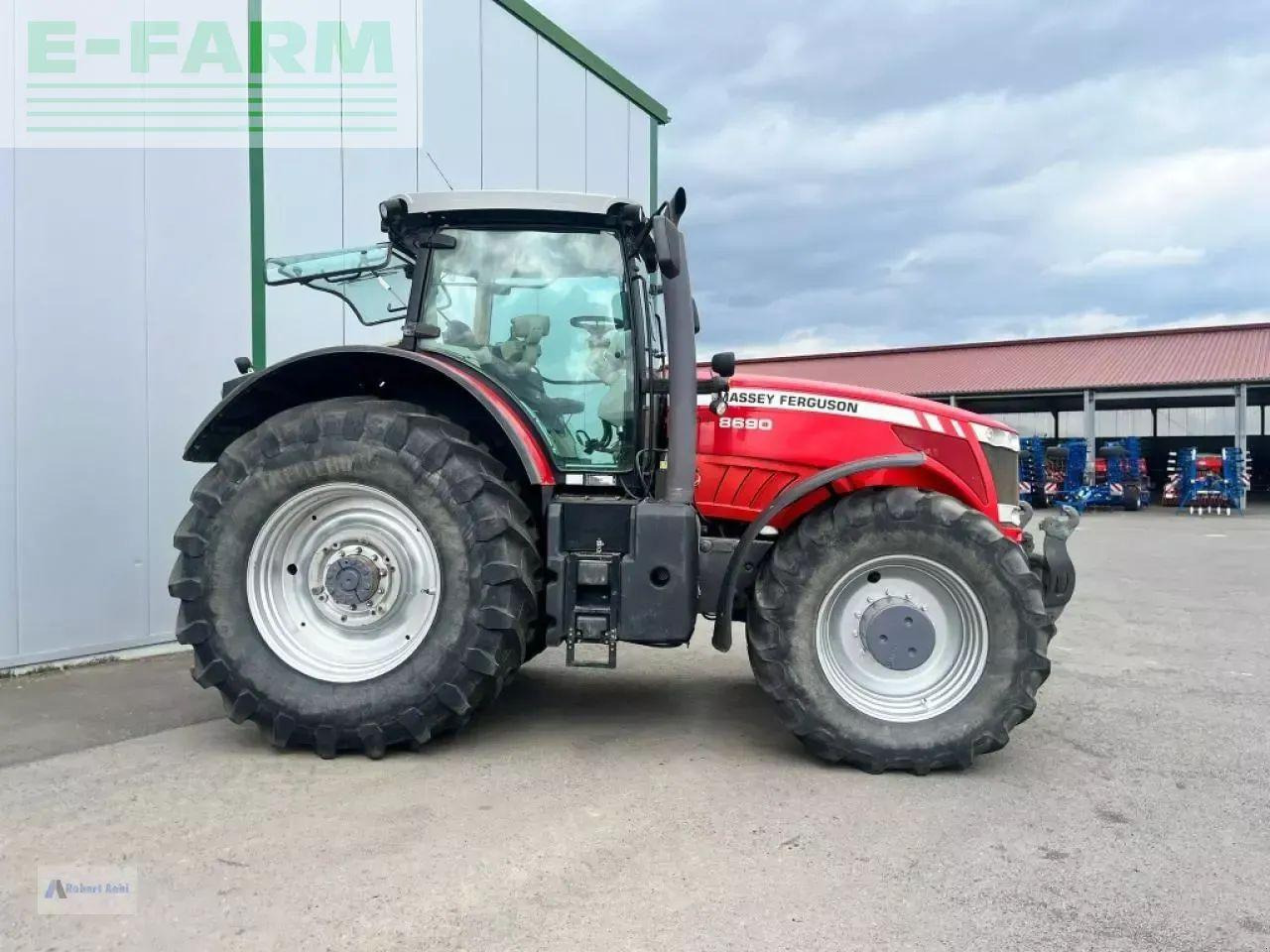 Massey Ferguson 8690 - Traktor: slika Massey Ferguson 8690 - Traktor Massey Ferguson 8690 - Traktor: slika Massey Ferguson 8690 - Traktor