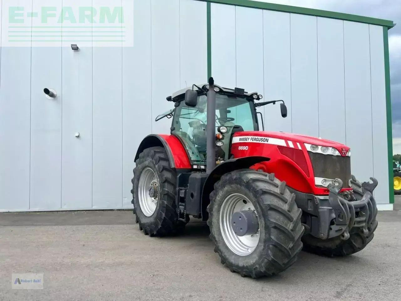 Massey Ferguson 8690 - Traktor: slika Massey Ferguson 8690 - Traktor Massey Ferguson 8690 - Traktor: slika Massey Ferguson 8690 - Traktor