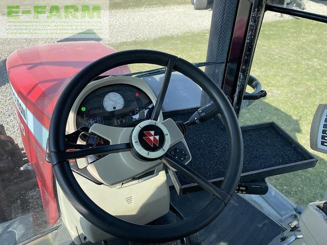 Massey Ferguson 8690 - Traktor: slika Massey Ferguson 8690 - Traktor Massey Ferguson 8690 - Traktor: slika Massey Ferguson 8690 - Traktor
