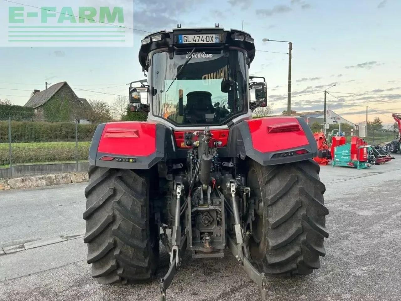 Massey Ferguson 8s.225 d7 - Traktor: slika Massey Ferguson 8s.225 d7 - Traktor Massey Ferguson 8s.225 d7 - Traktor: slika Massey Ferguson 8s.225 d7 - Traktor