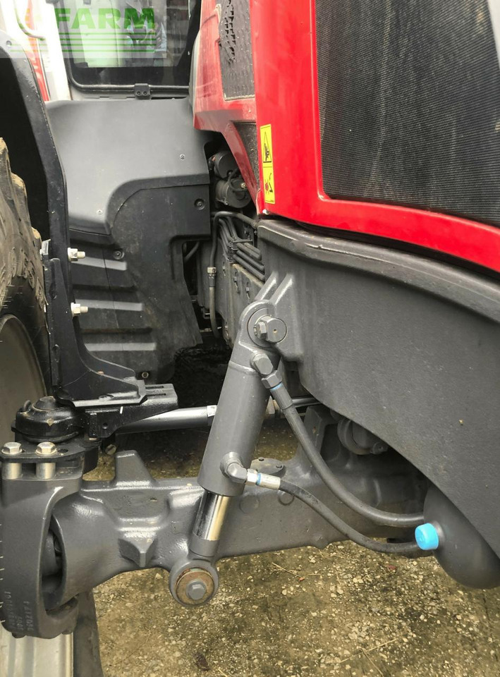 Traktor Massey Ferguson 8s205: slika Traktor Massey Ferguson 8s205